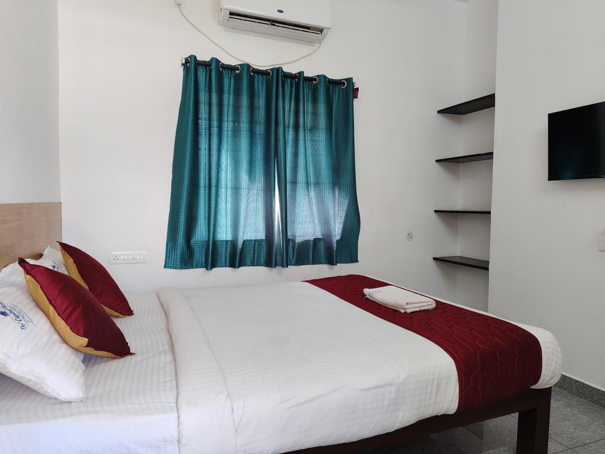 De' Capital Hotel Пондичери Екстериор снимка